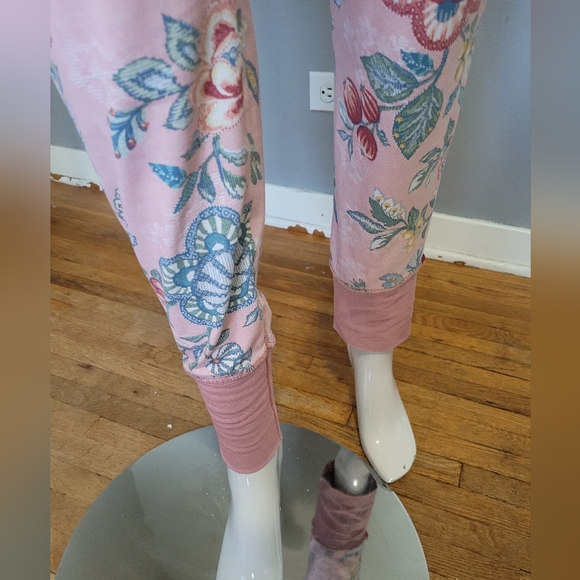 Pip Studio Pajama Set, VGUC, Size M - Picture 7 of 15